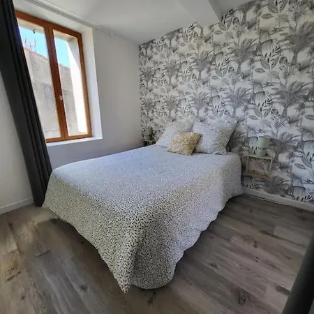 Apartment Paisible Maison De Village Avec Terrasse *